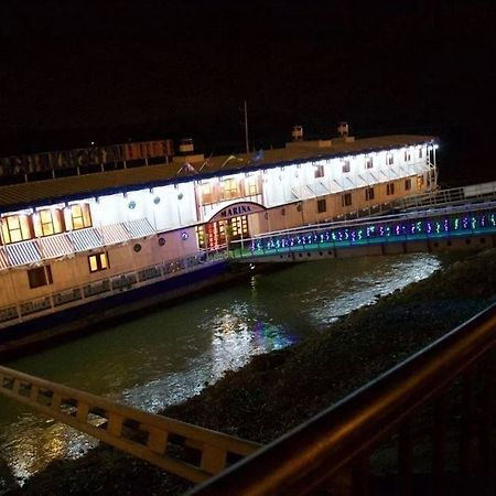 Botel Marina Bratislava Eksteriør bilde